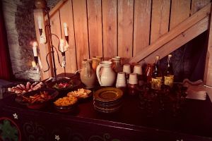 Medeltida julbord på Kapitelhusgården i Visby – bild 3