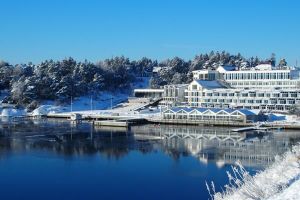 Julbord med underhållning på Stenungsbaden – bild 1
