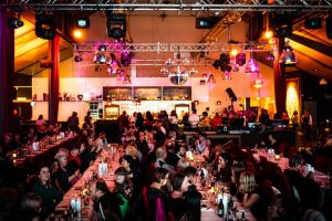 Julbord i Saluhallen i Uppsala – bild 2